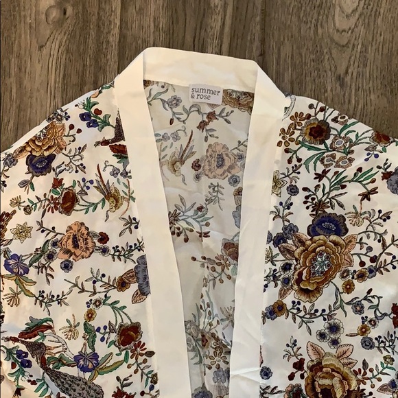SOLD New Summer & Rose flower print kimono wrap - Picture 2 of 4